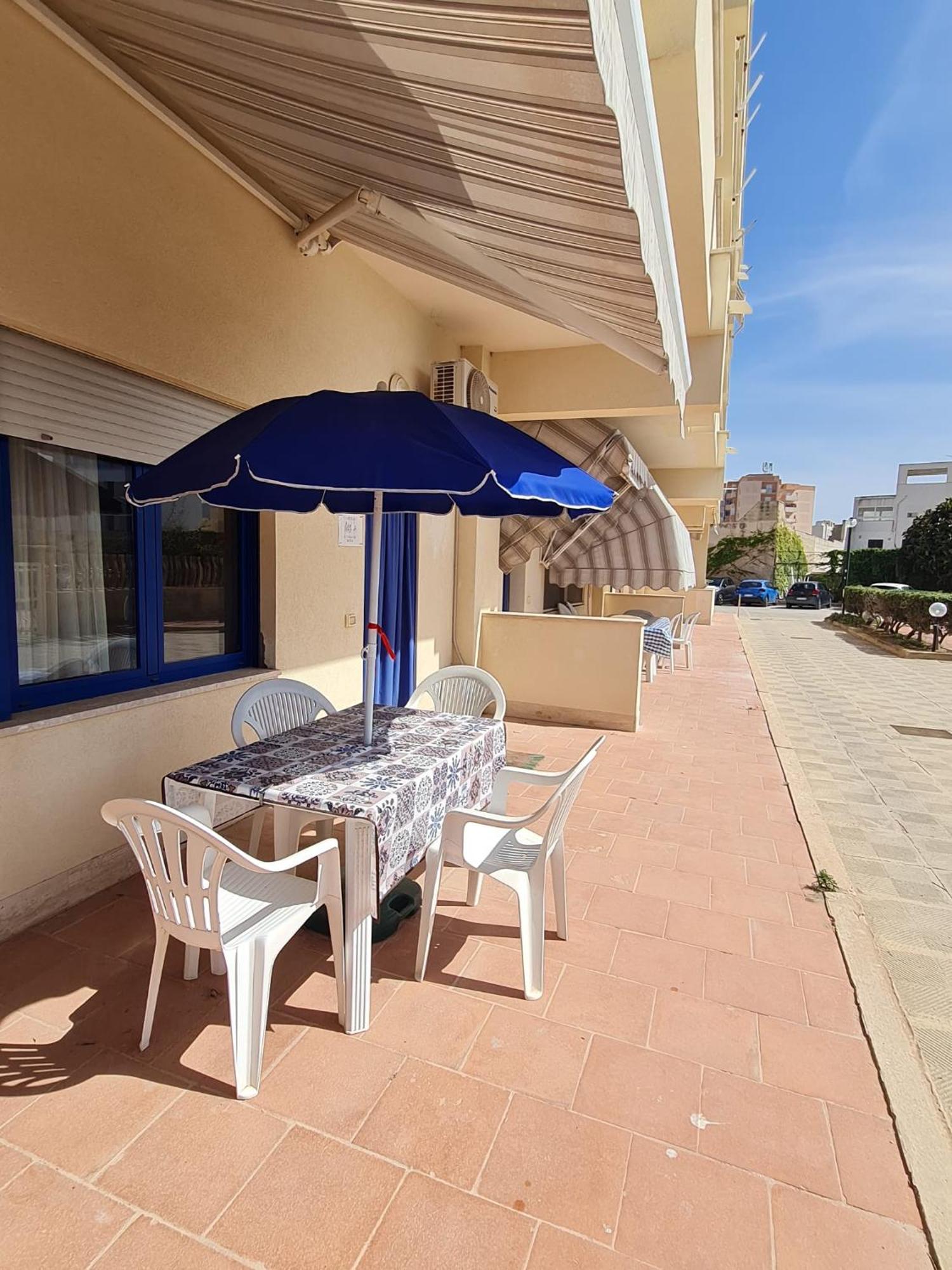 A Casa Di Rosa,Fronte Spiaggia, Piscina,Parcheggio ตราปานี ภายนอก รูปภาพ